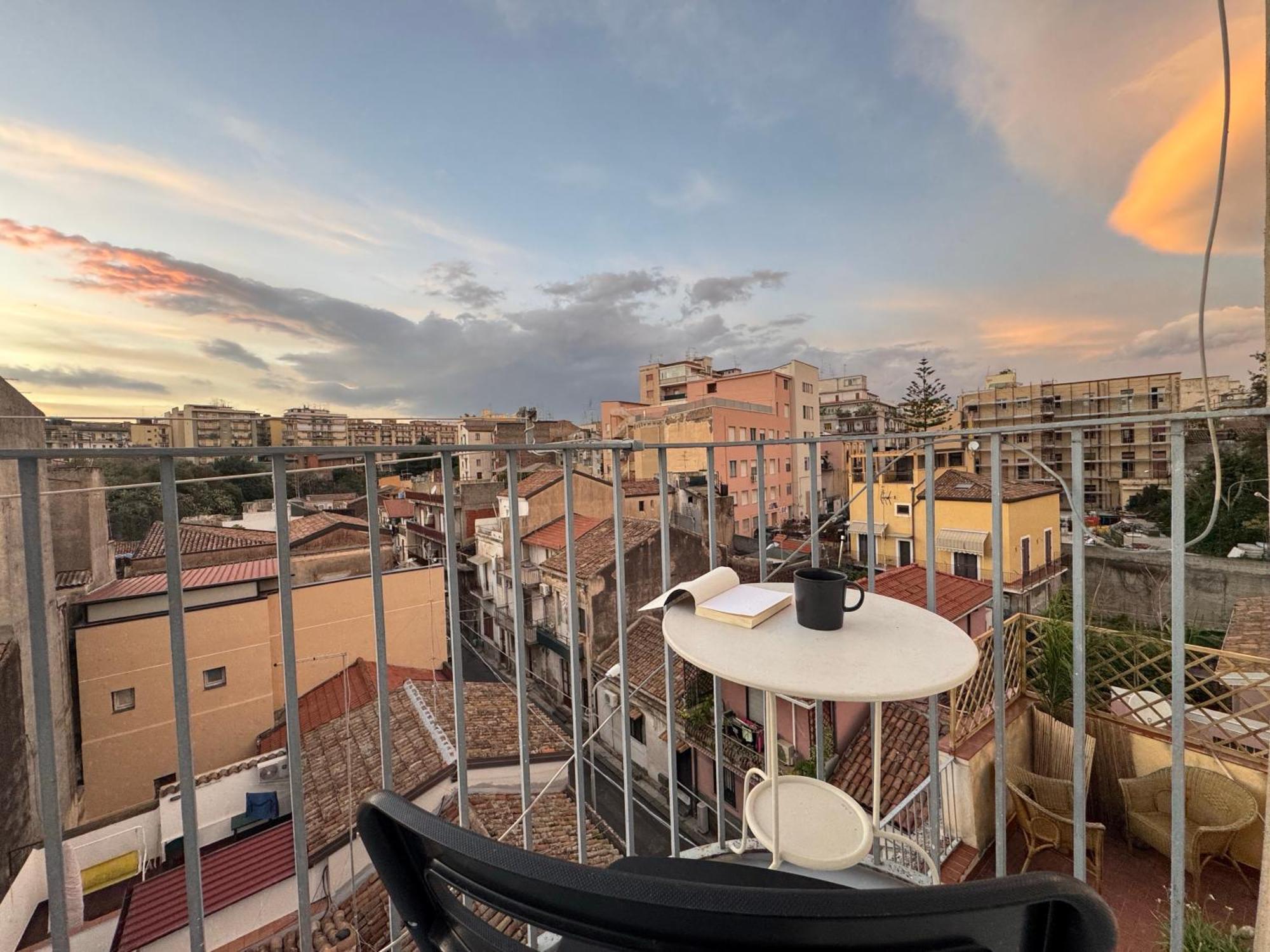 Attico Agora - Elegante Duplex Nel Cuore Di Katanya Dış mekan fotoğraf