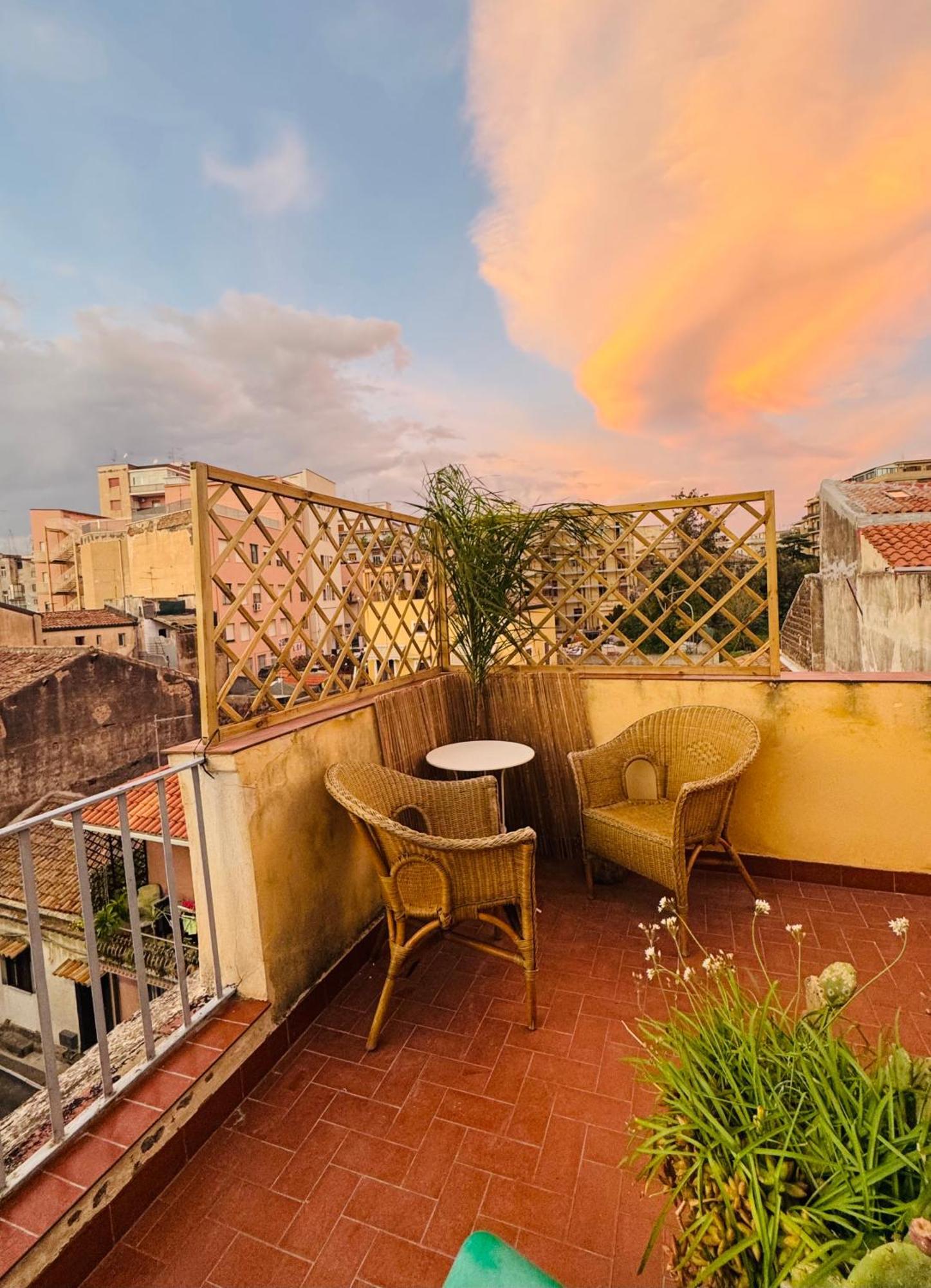 Attico Agora - Elegante Duplex Nel Cuore Di Katanya Dış mekan fotoğraf