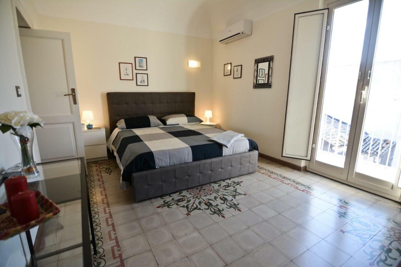 Attico Agora - Elegante Duplex Nel Cuore Di Katanya Dış mekan fotoğraf
